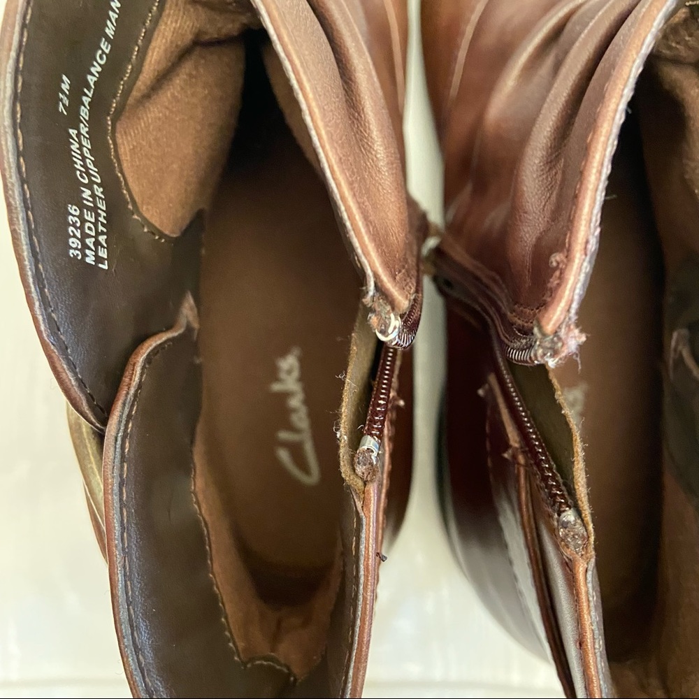 Clarks Women Sz 7.5 Chris Sydney Brown Slouch Leather Zip Ankle Booties - Picture 8 of 11